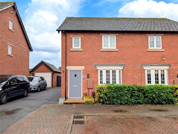 3 Bedroom Semi-Detached House For Sale In Hallaton Drive, Syston, Leicester, Leicestershire, LE7