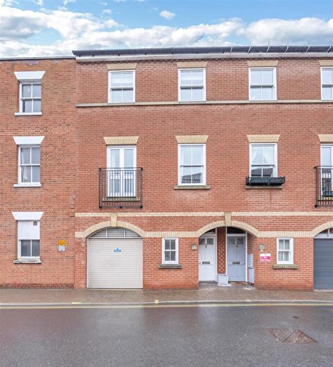3 Bedroom Town House For Sale In High Baxter Street, Bury St. Edmunds, IP33