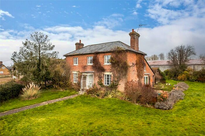 4 Bedroom Detached House For Sale In Long Crichel, Wimborne, Dorset, BH21