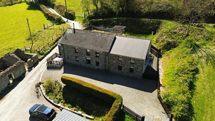 3 Bedroom Smallholding For Sale In Drefach, Llanybydder, SA40