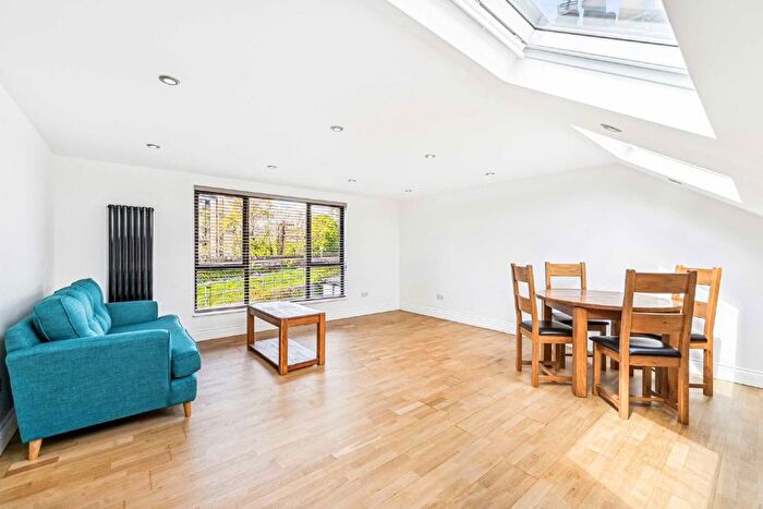 1 Bedroom Flat To Rent In Bollo Lane, Chiswick, W4