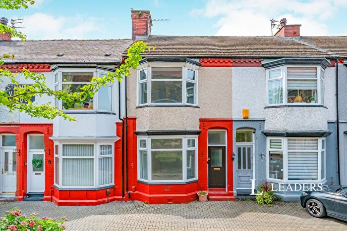 3 Bedroom Property To Rent In Beamont Street, WA8