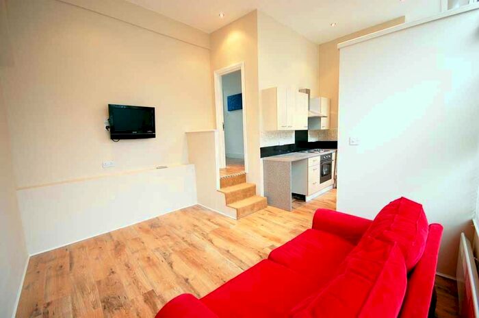 1 Bedroom Flat To Rent In Harrow Road, London, W10