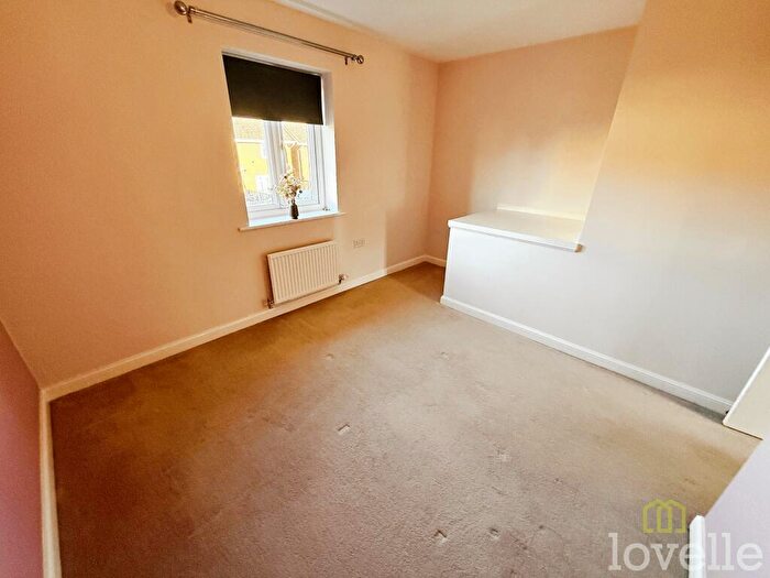 2 Bedroom End Of Terrace House To Rent In Sunningdale Way, Gainsborough, DN21