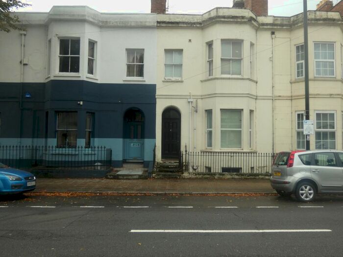 6 Bedroom Terraced House To Rent In Clarendon Avenue, Leamington Spa, CV32