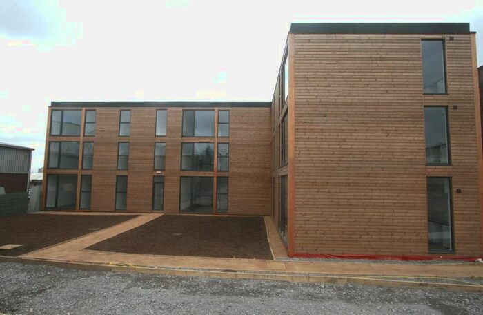 2 Bedroom Flat To Rent In Pleck Road, Walsall, WS2