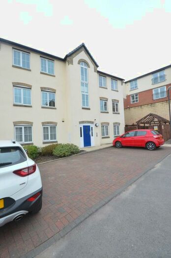 2 Bedroom Flat To Rent In Burton Court, Darwen, BB3