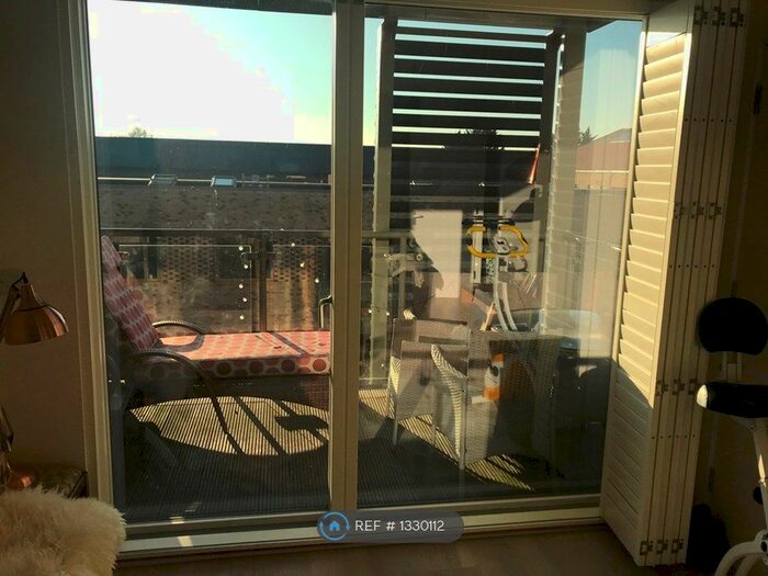 1 Bedroom Flat To Rent In Bed, Cambridge, CB2