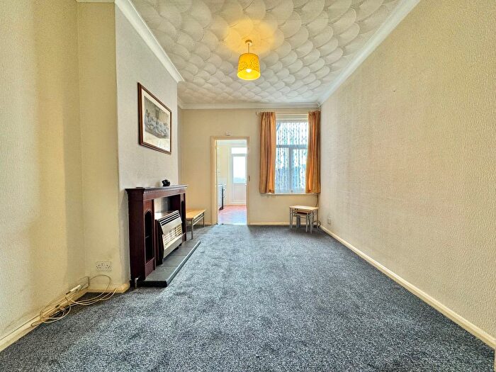 2 Bedroom Property To Rent In Laburnum Grove, Portsmouth, PO2