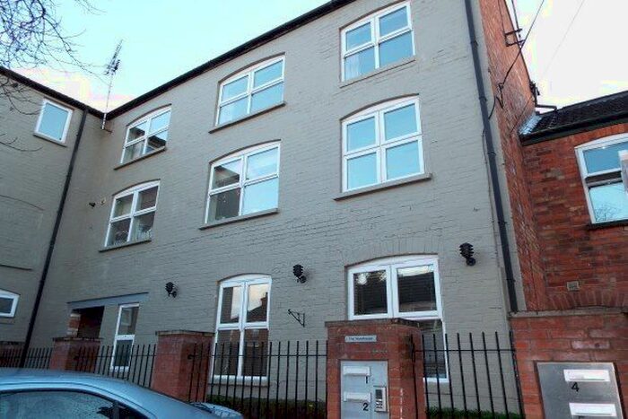1 Bedroom Flat To Rent In Hunter Street, Rugby, CV21