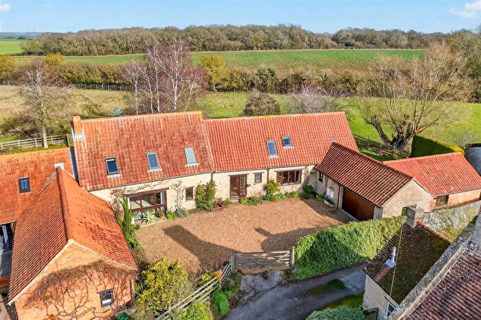 5 Bedroom Barn Conversion For Sale In Harrold Road, Lavendon, MK46
