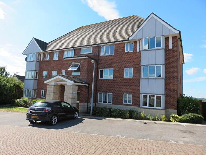 1 Bedroom Flat For Sale In St. Leonards Close, Grays, Essex, RM17