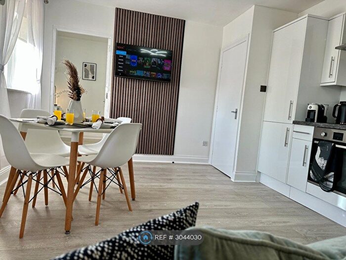 1 Bedroom Flat To Rent In Christchurch Road, Bournemouth, BH1