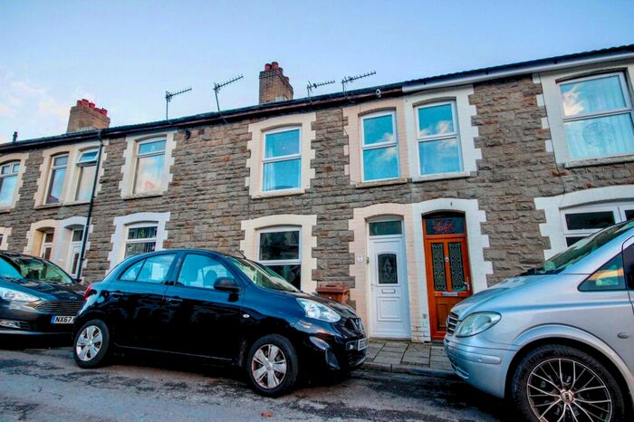 4 Bedroom Terraced House For Sale In Islwyn Street, Ynysddu, NP11