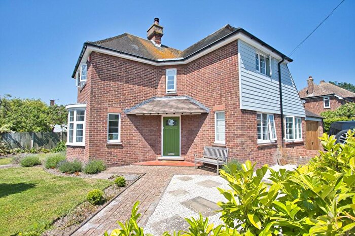 4 Bedroom Detached House For Sale In St Georges Lees, Sandwich, Kent, CT13