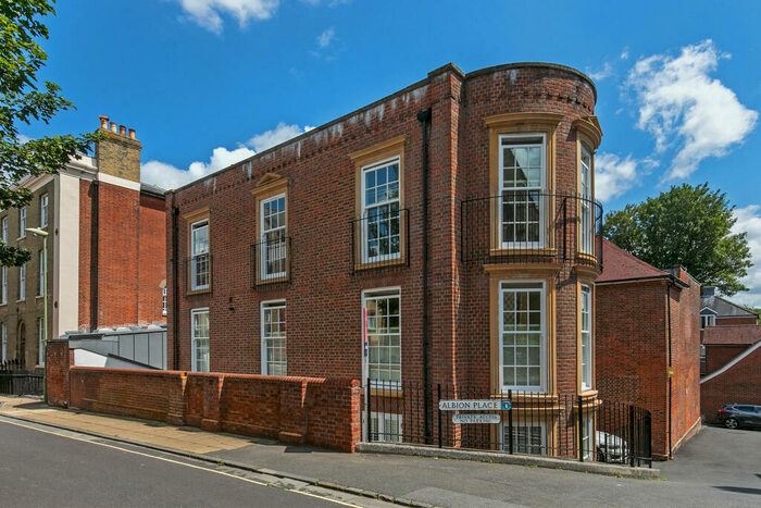 2 Bedroom Apartment To Rent In Albion Place, Winchester, Hampshire, SO23