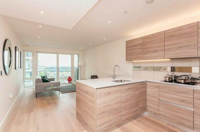 1 Bedroom Flat To Rent In Duke Of Wellington Avenue, Woolwich, London, SE18