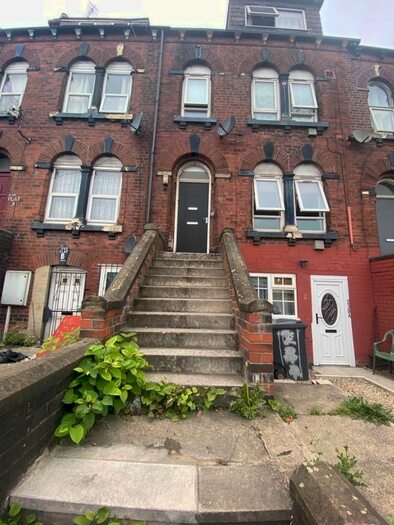 Property To Rent In Dewsbury Road, Beeston, Leeds, LS11
