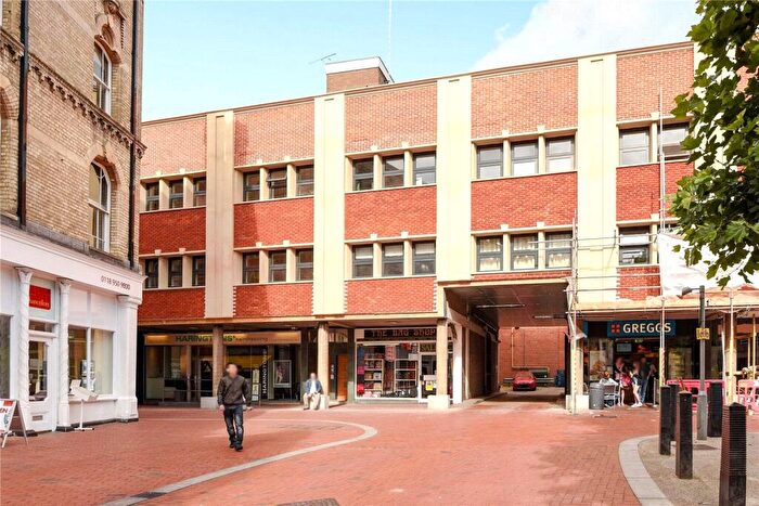 1 Bedroom Apartment To Rent In Market Place, Reading, Berkshire, RG1