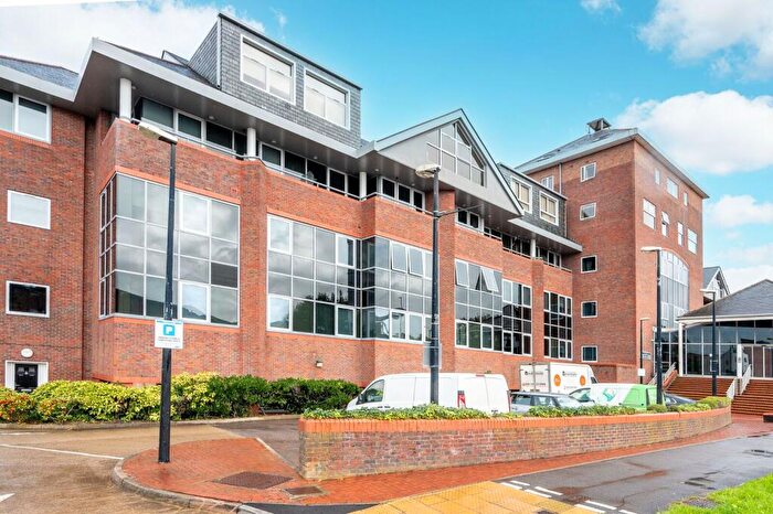 2 Bedroom Flat To Rent In Liongate House, Guildford, GU1