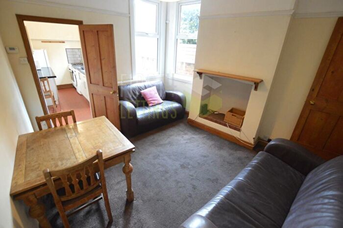 3 Bedroom Terraced House To Rent In St. Leonards Road, Clarendon Park, LE2