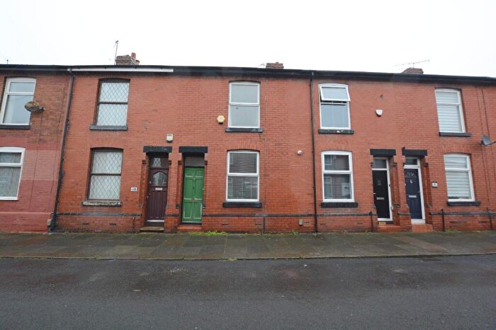 2 Bedroom Terraced House For Sale In Elizabeth Street, Denton, M34