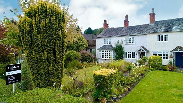 4 Bedroom Semi-Detached House For Sale In Main Street, Woodhouse Eaves, Loughborough, LE12