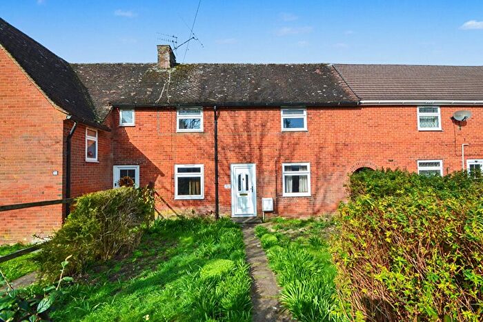 2 Bedroom Terraced House For Sale In Stanmore, SO22