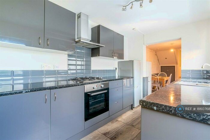 4 Bedroom Terraced House To Rent In Cardigan Terrace, Newcastle Upon Tyne, NE6