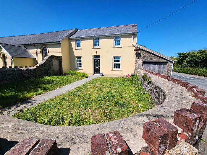 3 Bedroom Semi-Detached House To Rent In Tiers Cross, Haverfordwest, SA62