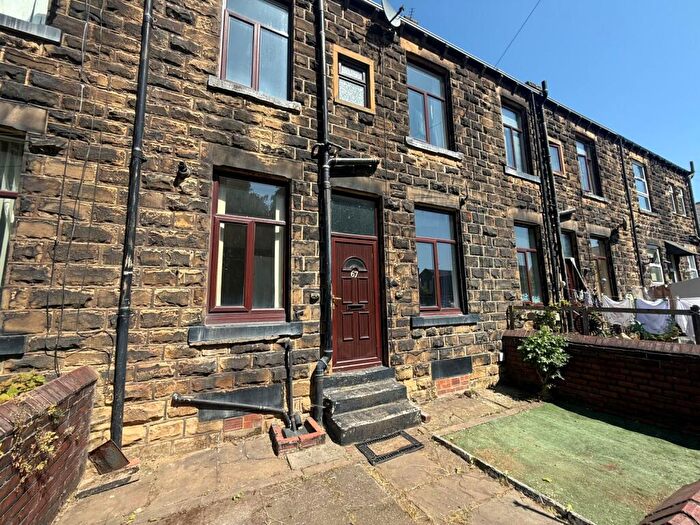 2 Bedroom Terraced House To Rent In Fountain Street, Morley, West Yorkshire, LS27