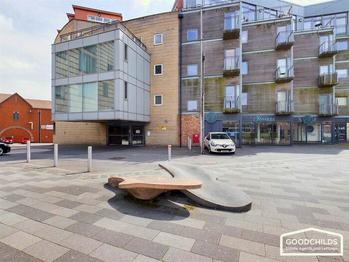 2 Bedroom Flat To Rent In Marsh Street, Gallery Square, Walsall, WS2