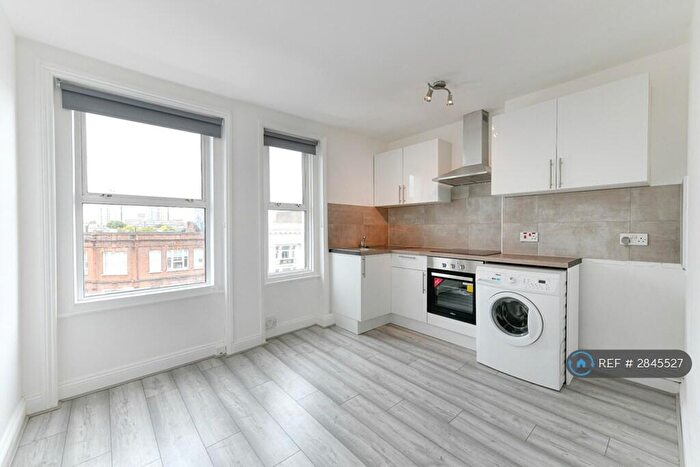 2 Bedroom Flat To Rent In Kilburn High Road, London, NW6