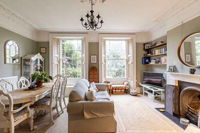 2 Bedroom Flat For Sale In Hall Floor Flat, Arley Hill, Bristol, Bristol, BS6