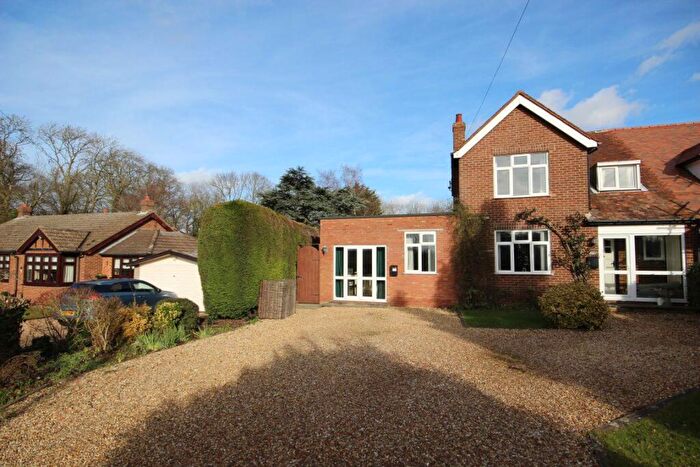 Studio To Rent In Hazelwood Lane, Ampthill, Bedfordshire, MK45