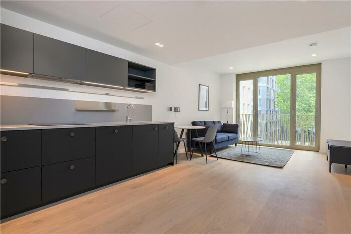 1 Bedroom Apartment To Rent In Bartholomew Close, London, EC1A