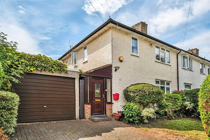 3 Bedroom End Of Terrace House For Sale In Shaw Road, Bromley, BR1
