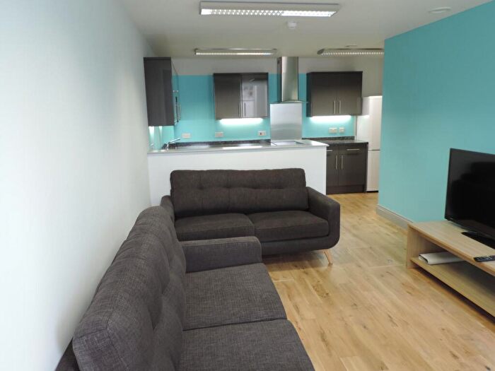 4 Bedroom House To Rent In Lustrous House, Gillingham, ME7