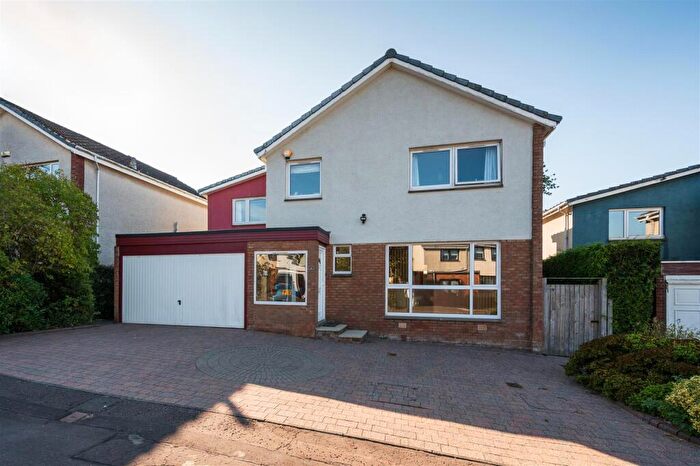 6 Bedroom House For Sale In Avon Grove, Edinburgh, EH4