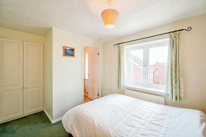 3 Bedroom Link Detached House For Sale In Combroke Grove, Hatton Park, Warwick, CV35