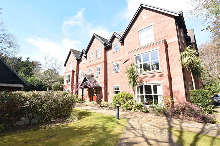 2 Bedroom Apartment For Sale In Bidston Road, Prenton, CH43