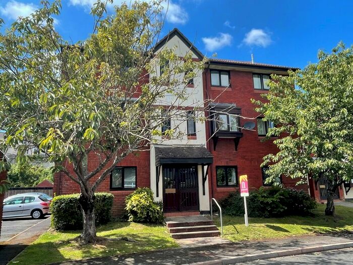 2 Bedroom Flat To Rent In Finch Close, Laira, Plymouth, PL3