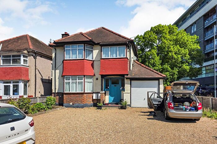 4 Bedroom Detached House For Sale In Chalkhill Road, Wembley, HA9