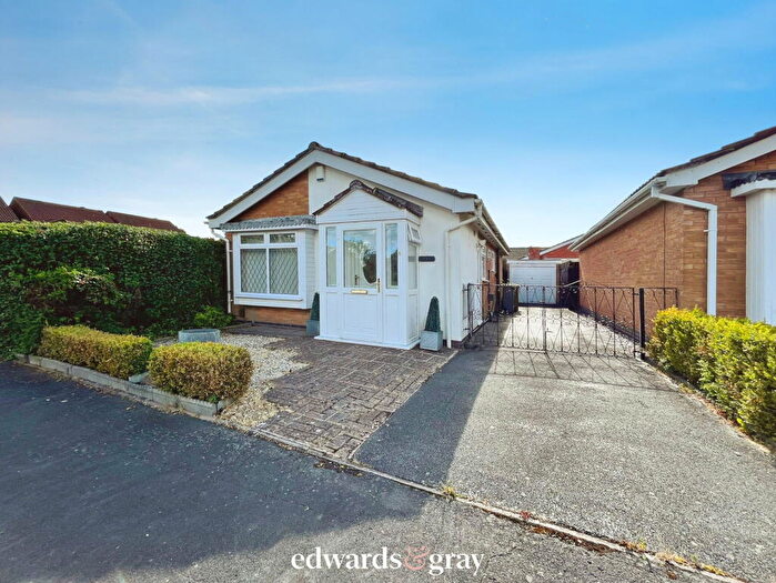 2 Bedroom Detached Bungalow For Sale In Bellington Croft, Shirley, Solihull, B90