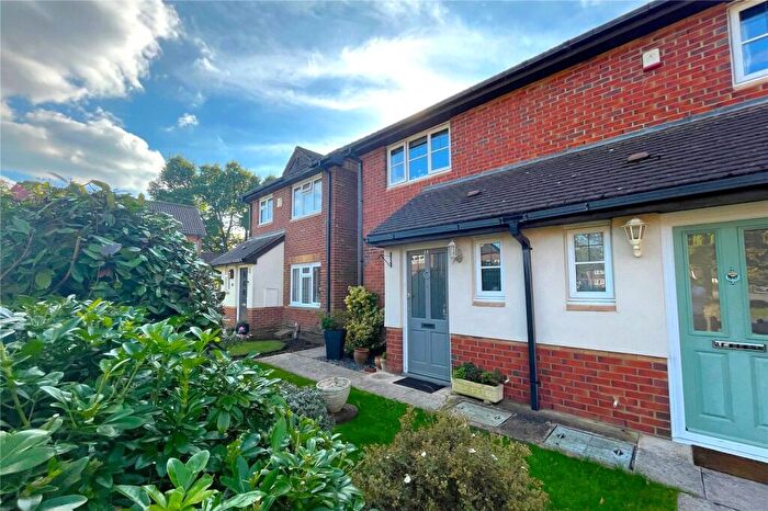 2 Bedroom Semi Detached House For Sale In Parish Close, Ash, Surrey, GU12