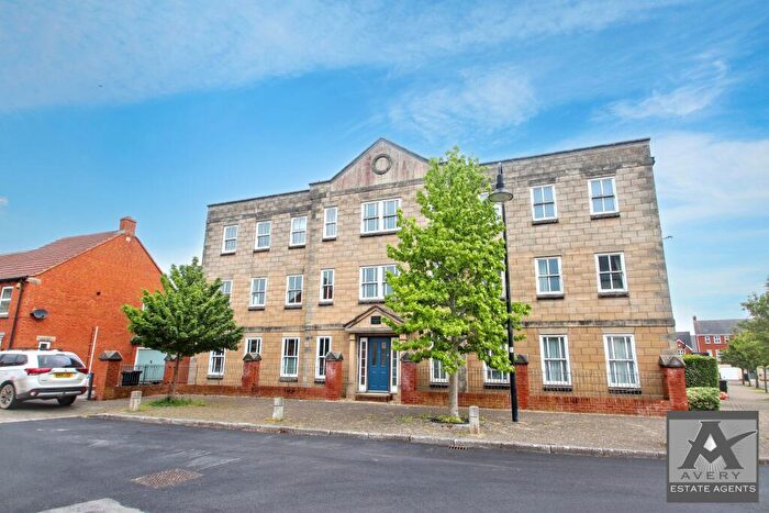 2 Bedroom Flat To Rent In Longridge Way, BS24
