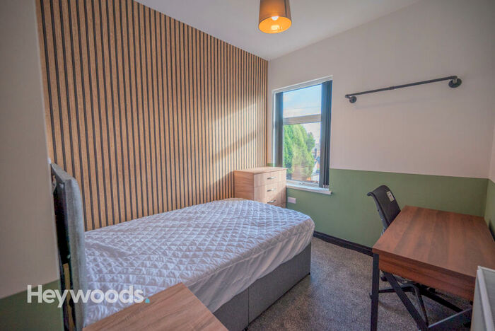 1 Bedroom Terraced House To Rent In Birches Head Road, Hanley, Stoke-on-Trent, ST1