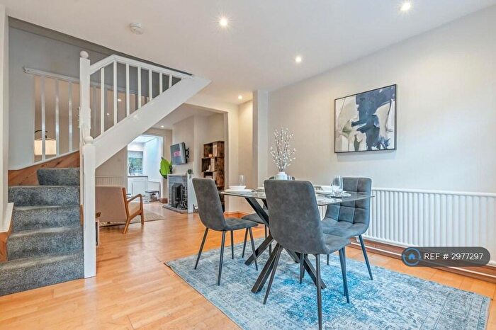2 Bedroom Terraced House To Rent In West Street, Oxford, OX2