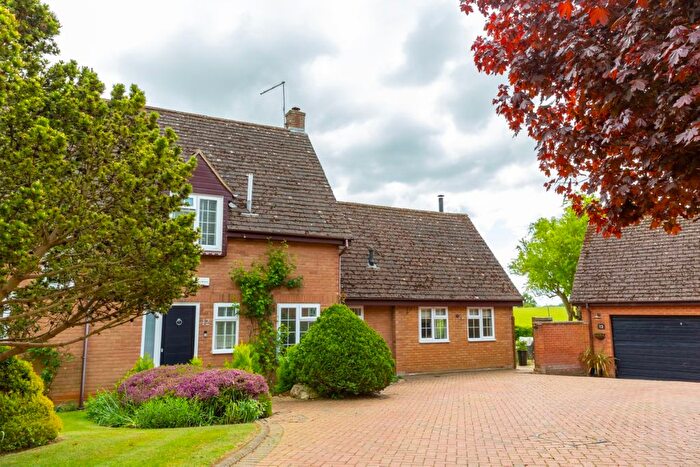 5 Bedroom Detached House To Rent In Willows Hill, Bradden Near Towcester, NN12