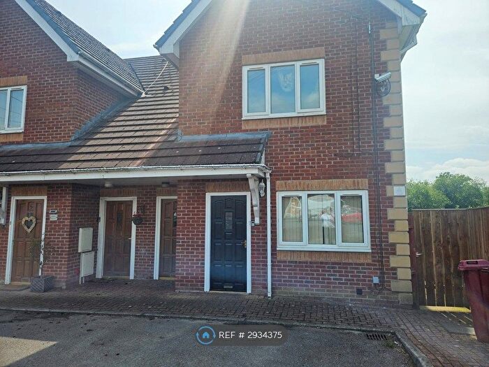 1 Bedroom Maisonette To Rent In Holly House, Bolton, BL3